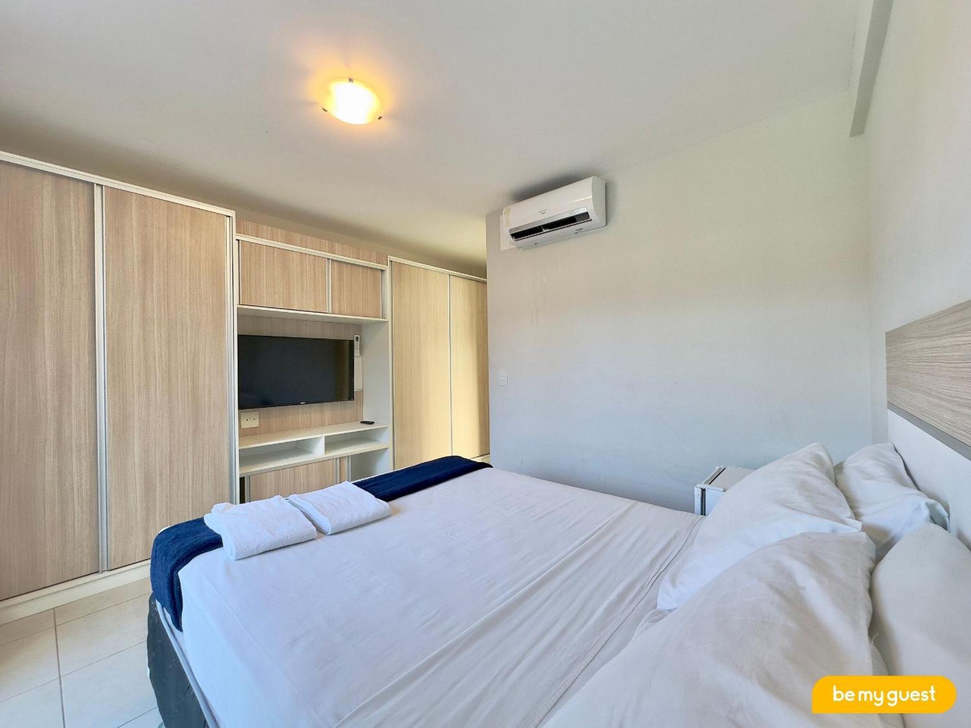Condominio Mediterranee Residence Por Be My Guest Акирас Экстерьер фото